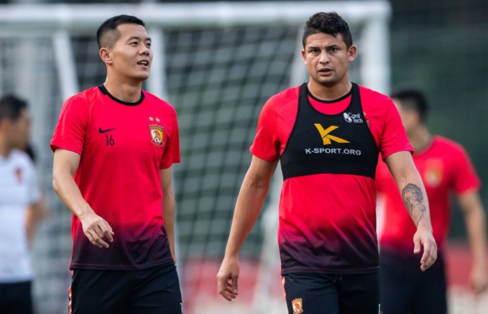 国际比赛日亚冠焦点战，托特纳姆官宣签约，引发热议，医务组通报恢复的简单介绍